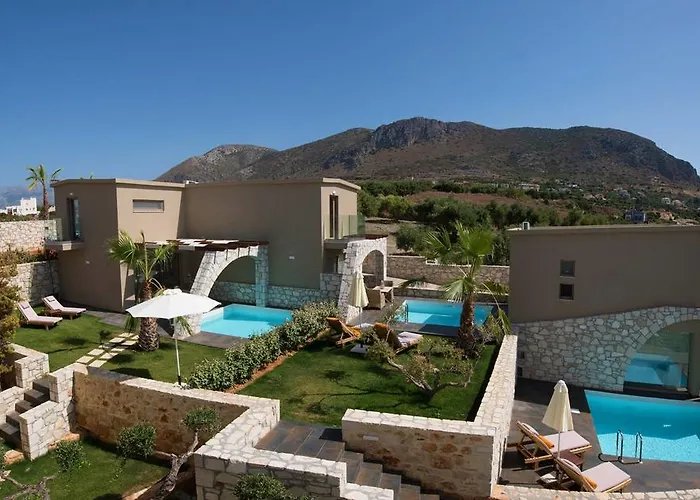 Diamond Village & Hotel