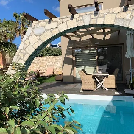 Hotel Diamond Village &