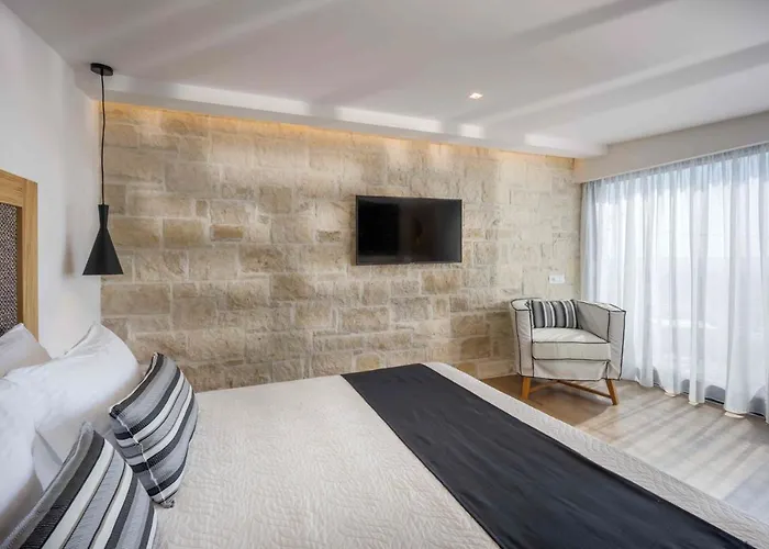 Hotel Diamond Village & 3*