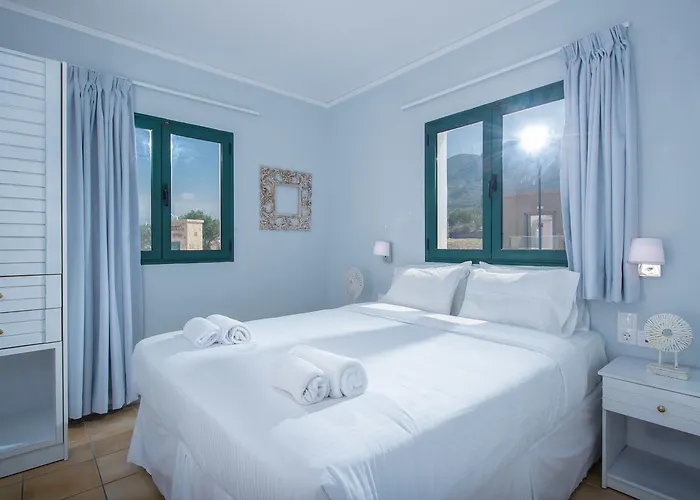 Diamond Village & Hotel