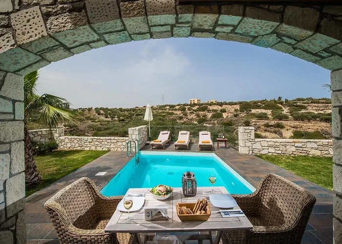 Diamond Village & 3*