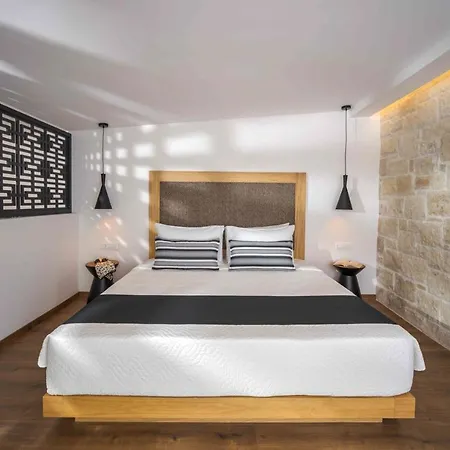 Diamond Village & Otel