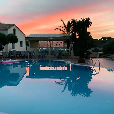 Diamond Village & 3*