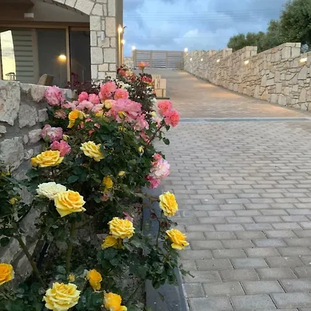 Diamond Village & Szálloda 3*