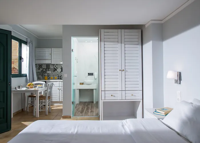 Diamond Village & Отель