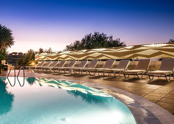 Diamond Village & Hotel